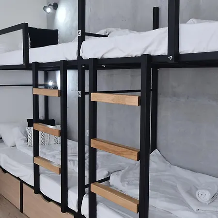 Hostel Industrial Jovana *