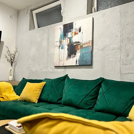 Hostel Industrial Jovana *